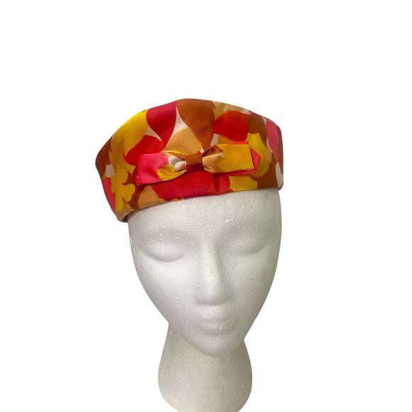 Vintage 1960s Mod Bright Pop Art Floral Pillbox Hat - Picture 2 of 8